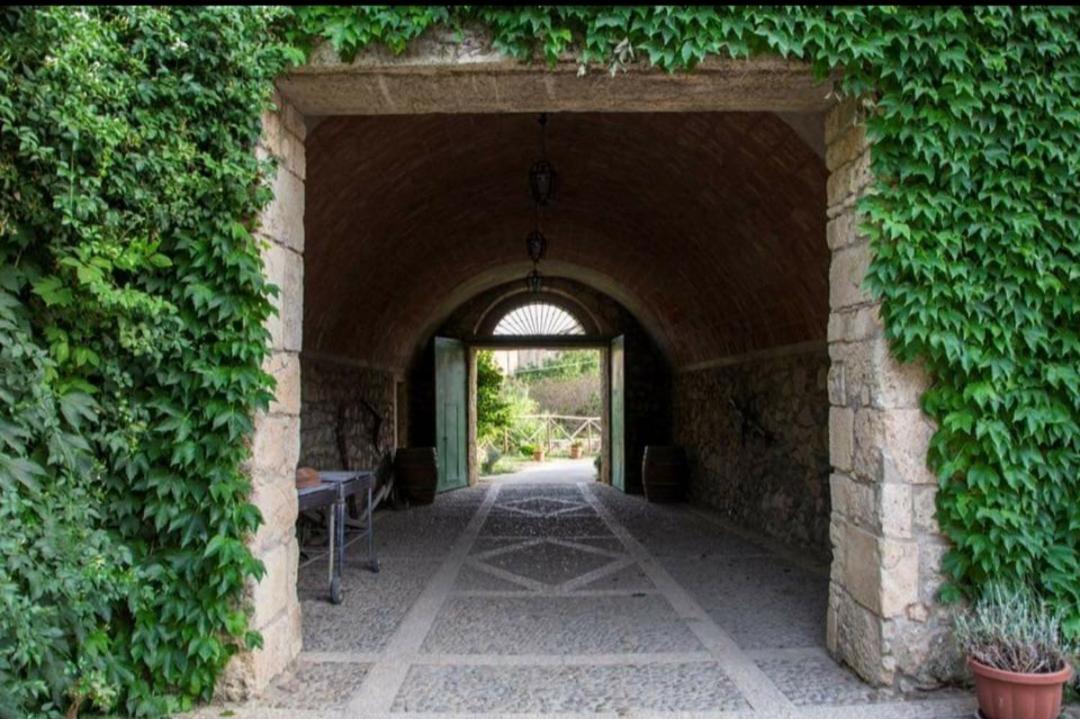 Agriturismo Feudo Tudia Landro Exteriér fotografie